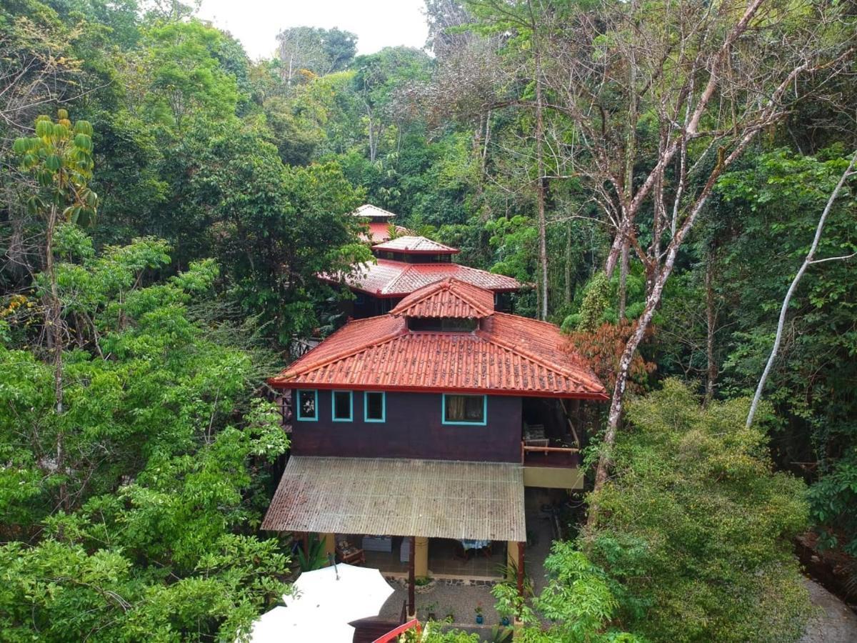 Waterfall Villas Baru 外观 照片